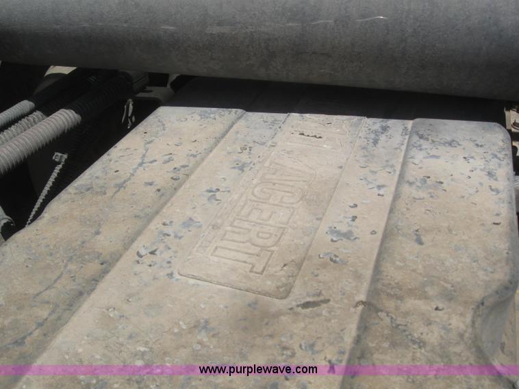 image for item B3283 2006 Freightliner Condor truck