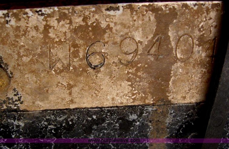 image for item B3283 2006 Freightliner Condor truck