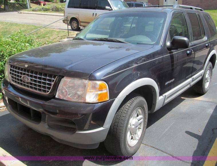 image for item B5149 2002 Ford Explorer XLT SUV