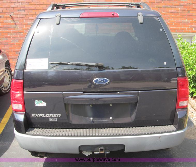 image for item B5149 2002 Ford Explorer XLT SUV