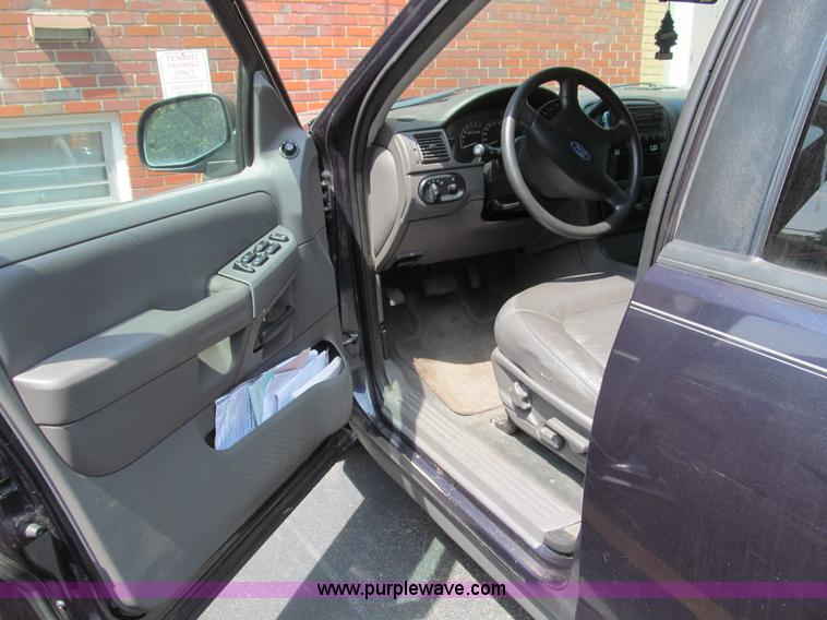 image for item B5149 2002 Ford Explorer XLT SUV