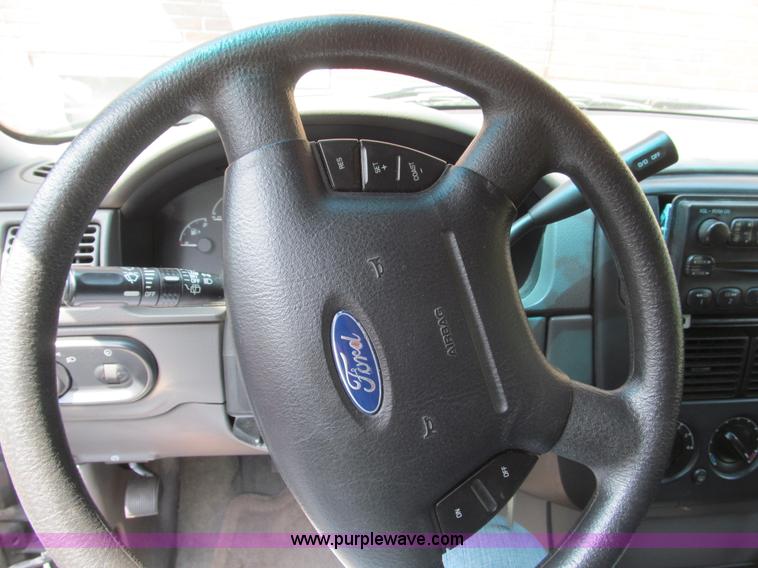 image for item B5149 2002 Ford Explorer XLT SUV