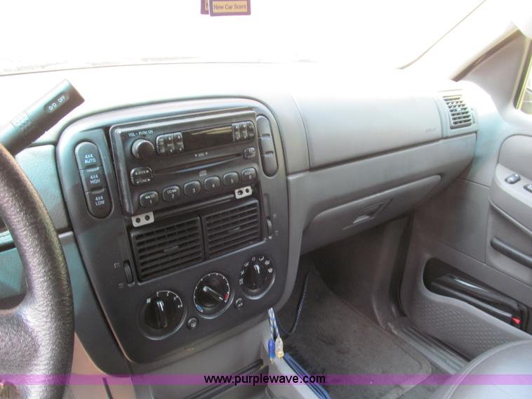 image for item B5149 2002 Ford Explorer XLT SUV