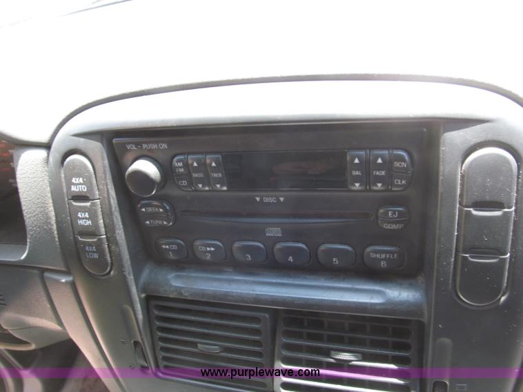 image for item B5149 2002 Ford Explorer XLT SUV