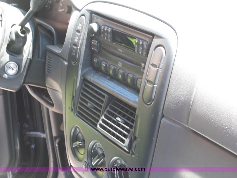 image for item B5149 2002 Ford Explorer XLT SUV