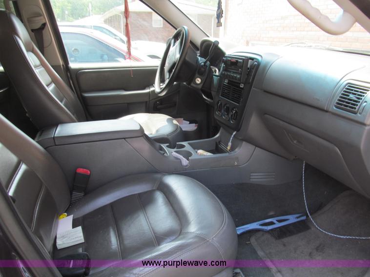 image for item B5149 2002 Ford Explorer XLT SUV