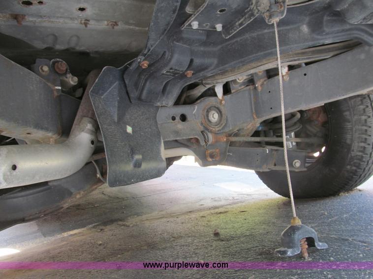 image for item B5149 2002 Ford Explorer XLT SUV