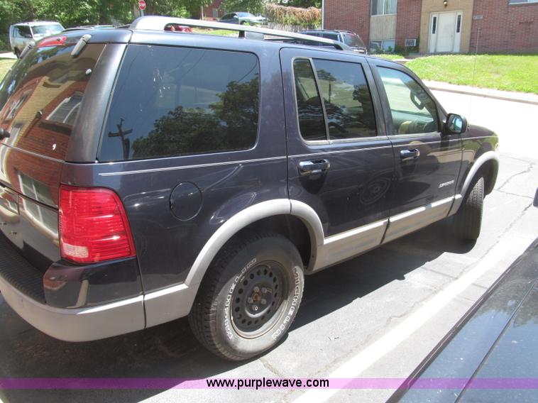 image for item B5149 2002 Ford Explorer XLT SUV