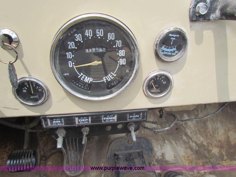 image for item B7287 1974 Jeep Renegade SUV