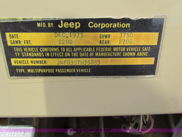 image for item B7287 1974 Jeep Renegade SUV