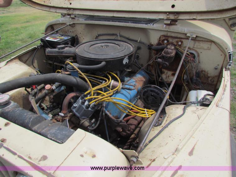 image for item B7287 1974 Jeep Renegade SUV