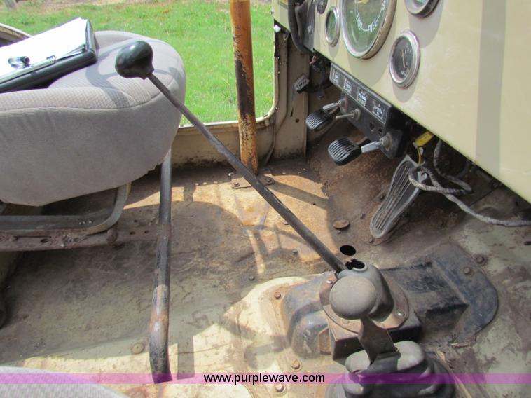 image for item B7287 1974 Jeep Renegade SUV