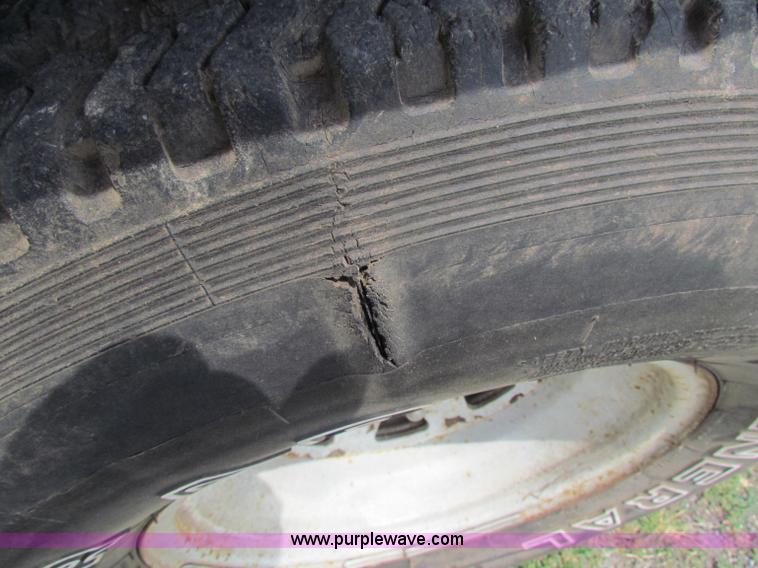 image for item B7287 1974 Jeep Renegade SUV