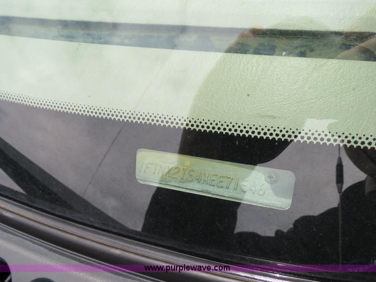 image for item B7503 1999 Ford F250 Super Duty extended cab pickup truck