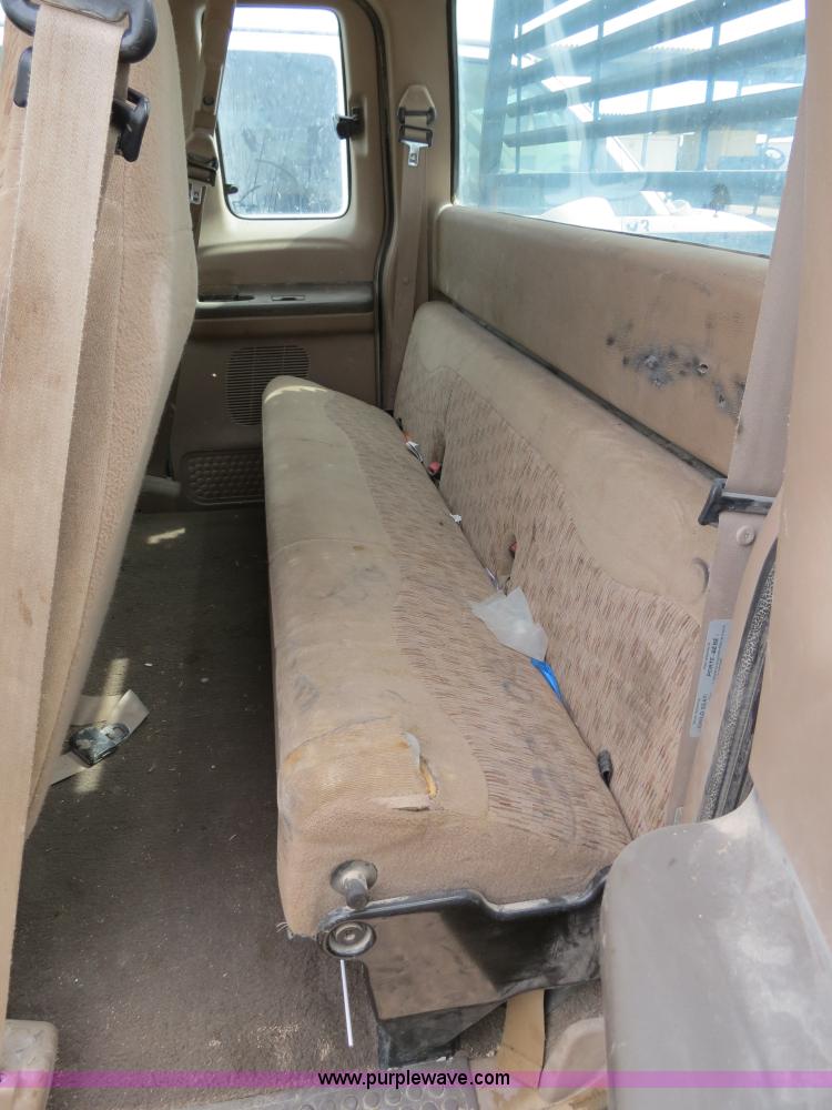 image for item B7503 1999 Ford F250 Super Duty extended cab pickup truck