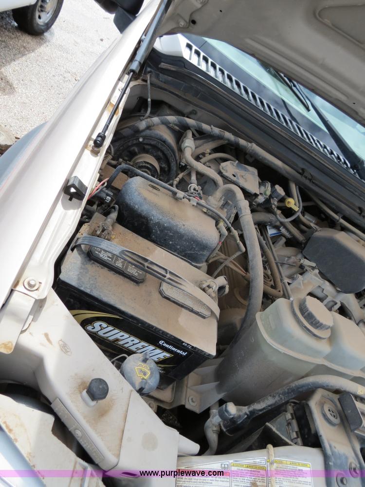 image for item B7503 1999 Ford F250 Super Duty extended cab pickup truck