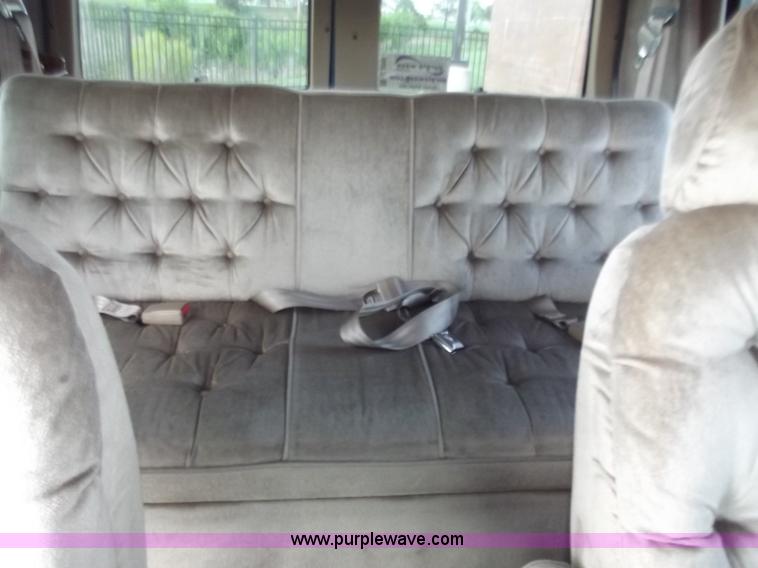 image for item C2022 1995 GMC Safari SL luxury limited van