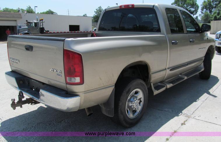 image for item C2197 2004 Dodge Ram 2500HD SLT quad cab pickup truck