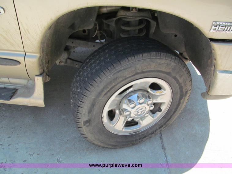 image for item C2197 2004 Dodge Ram 2500HD SLT quad cab pickup truck