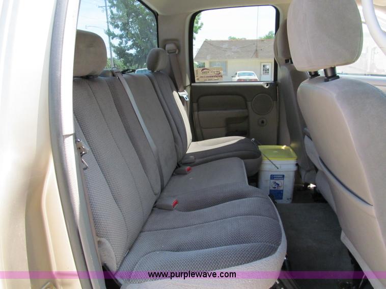 image for item C2197 2004 Dodge Ram 2500HD SLT quad cab pickup truck