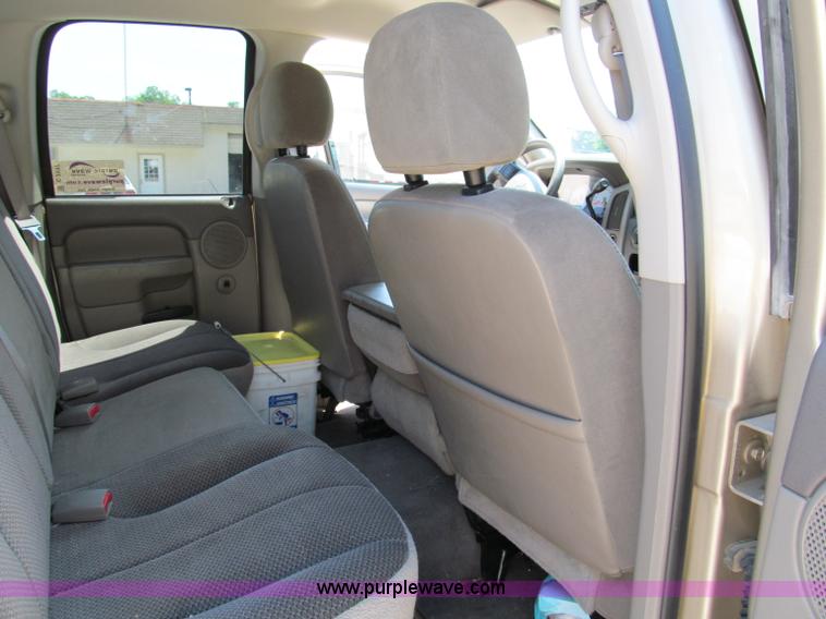 image for item C2197 2004 Dodge Ram 2500HD SLT quad cab pickup truck