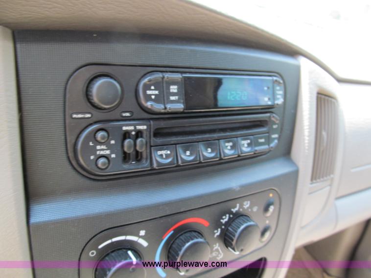 image for item C2197 2004 Dodge Ram 2500HD SLT quad cab pickup truck