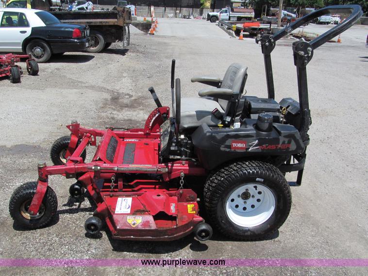 image for item C2205 Toro Z Master 253 ZTR commercial lawn mower