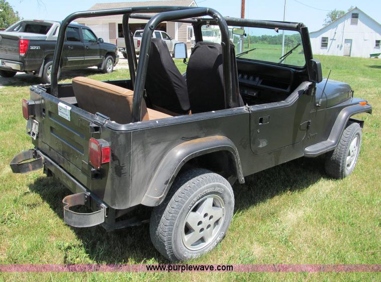 image for item C2206 1994 Jeep Wrangler