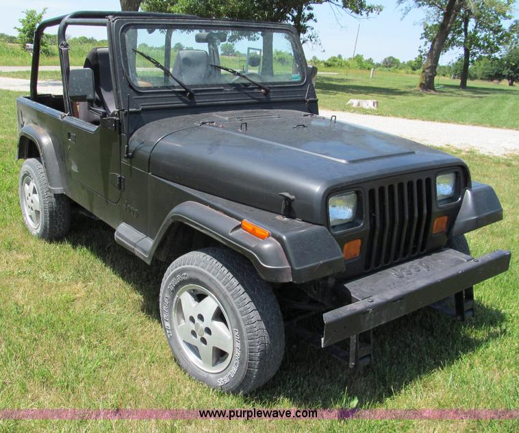 image for item C2206 1994 Jeep Wrangler
