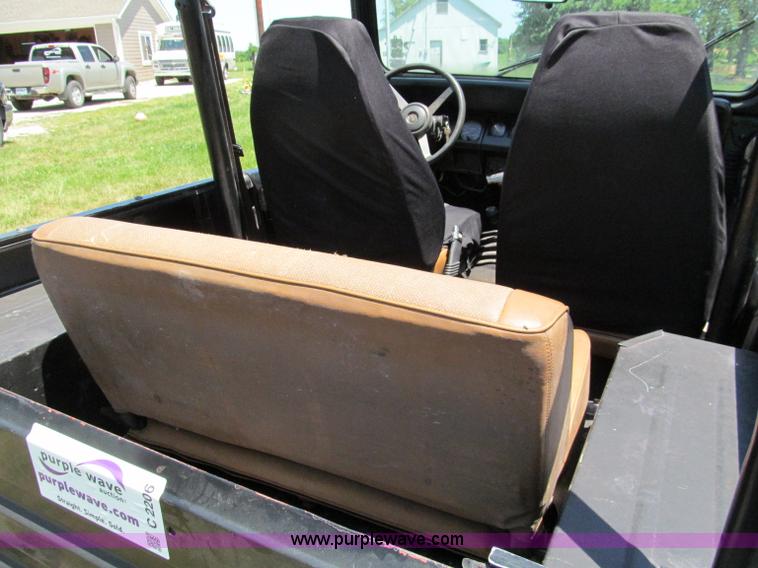 image for item C2206 1994 Jeep Wrangler