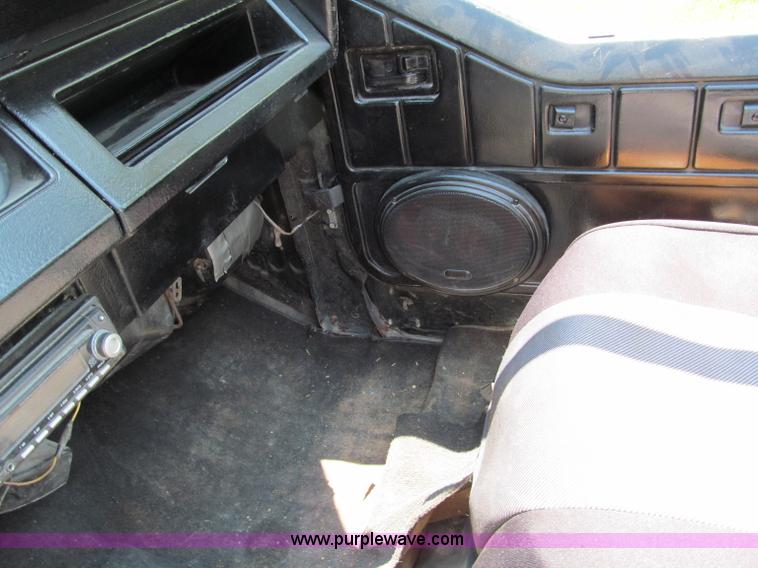 image for item C2206 1994 Jeep Wrangler