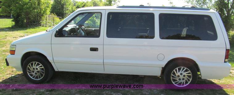 image for item C2210 1995 Dodge Grand Caravan SE van