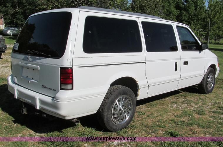 image for item C2210 1995 Dodge Grand Caravan SE van