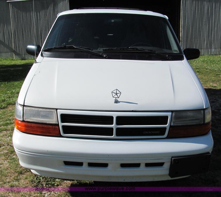 image for item C2210 1995 Dodge Grand Caravan SE van