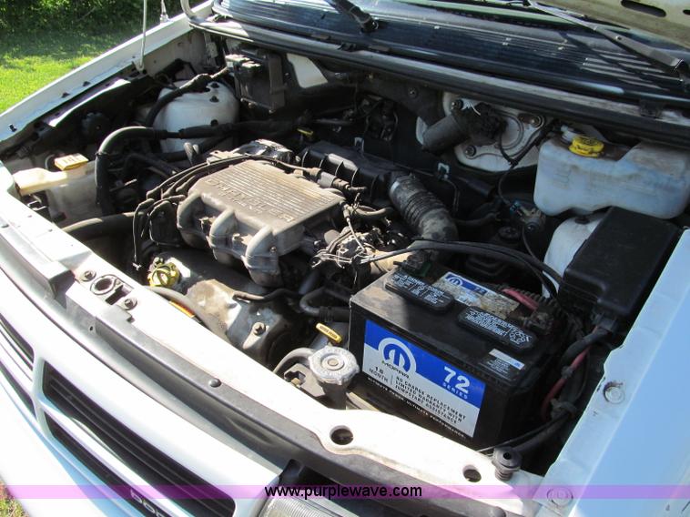 image for item C2210 1995 Dodge Grand Caravan SE van