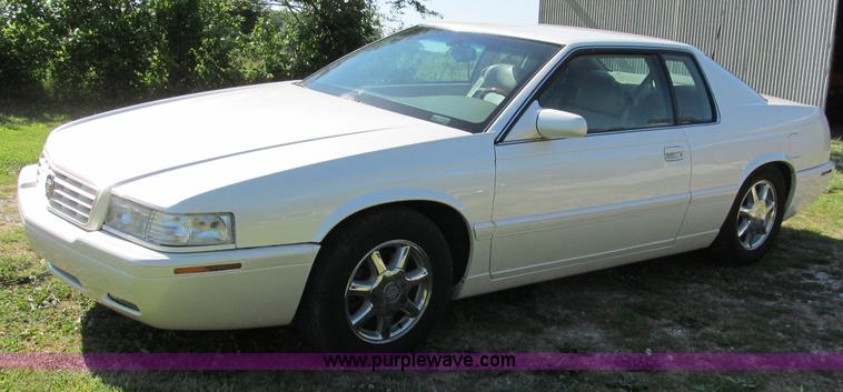 image for item C2211 2002 Cadillac Eldorado ETC