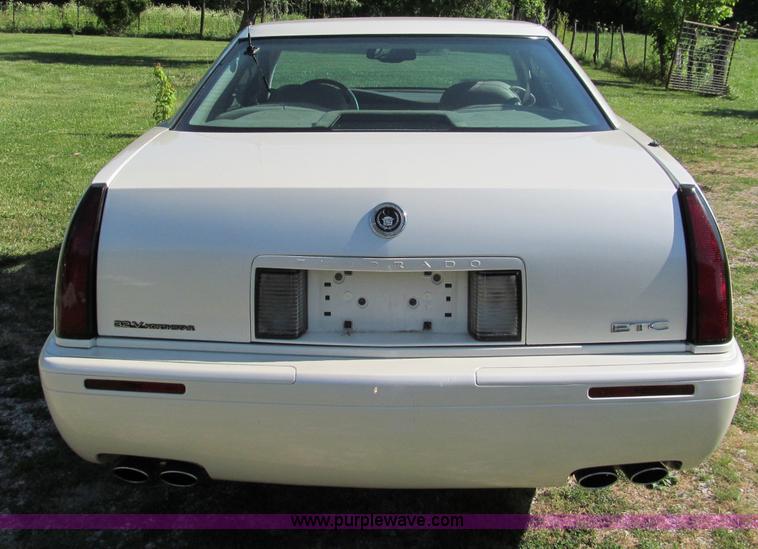 image for item C2211 2002 Cadillac Eldorado ETC