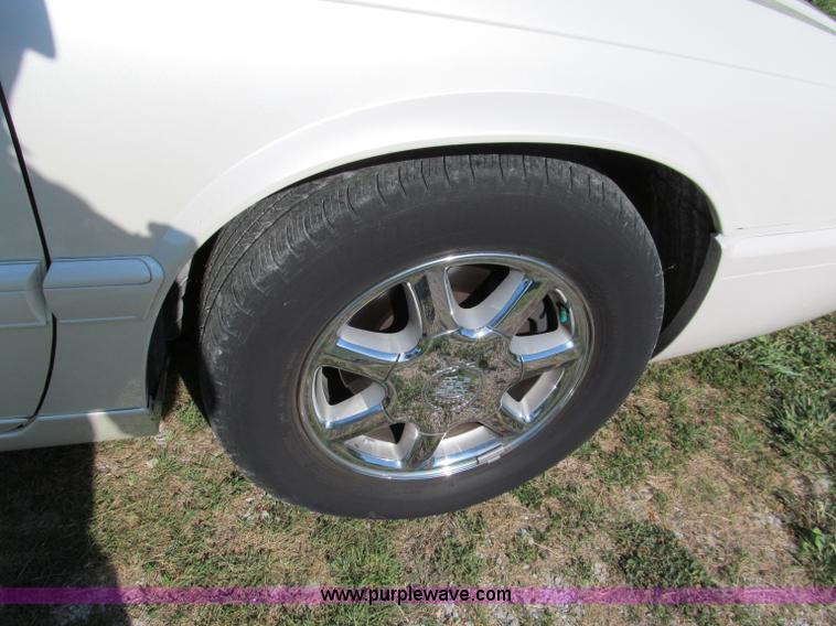 image for item C2211 2002 Cadillac Eldorado ETC