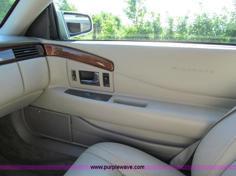 image for item C2211 2002 Cadillac Eldorado ETC