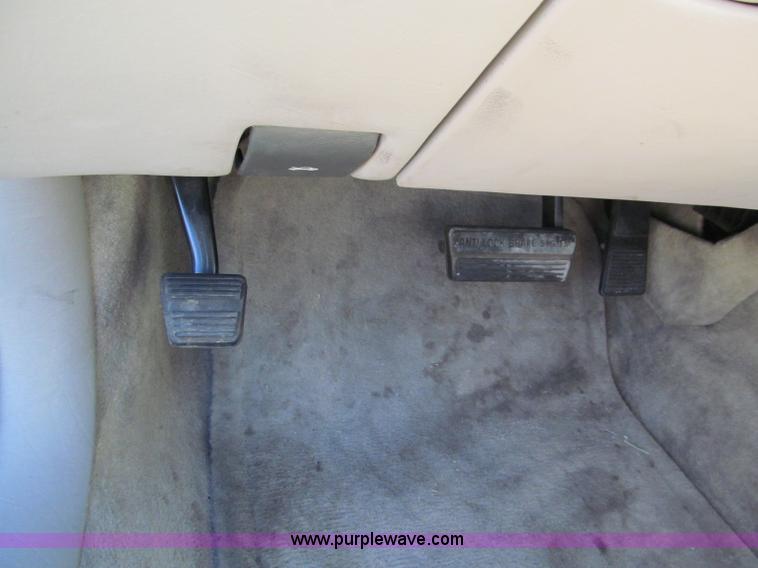 image for item C2211 2002 Cadillac Eldorado ETC