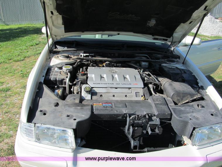 image for item C2211 2002 Cadillac Eldorado ETC