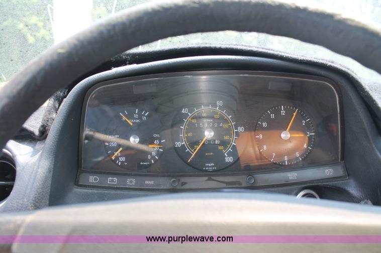 image for item C2527 1977 Mercedes Benz 240D