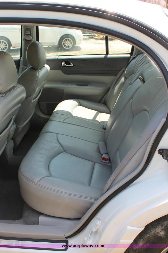 image for item C2557 2000 Lincoln Continental