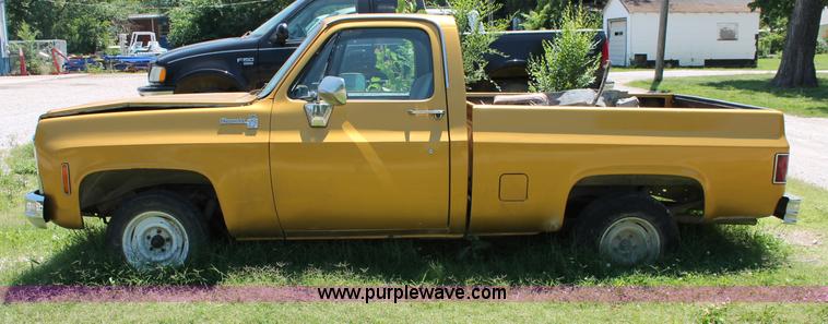 image for item C2562 1979 Chevrolet Silverado 10 pickup truck