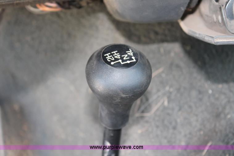 image for item C2563 1989 Ford F150 Lariat XLT pickup truck