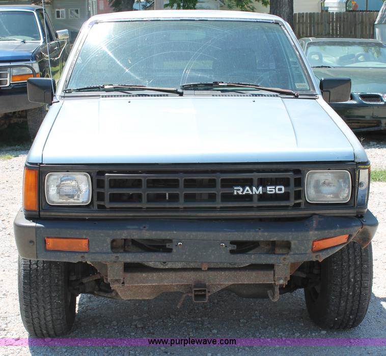 image for item C2565 1988 Dodge Ram 50 pickup truck