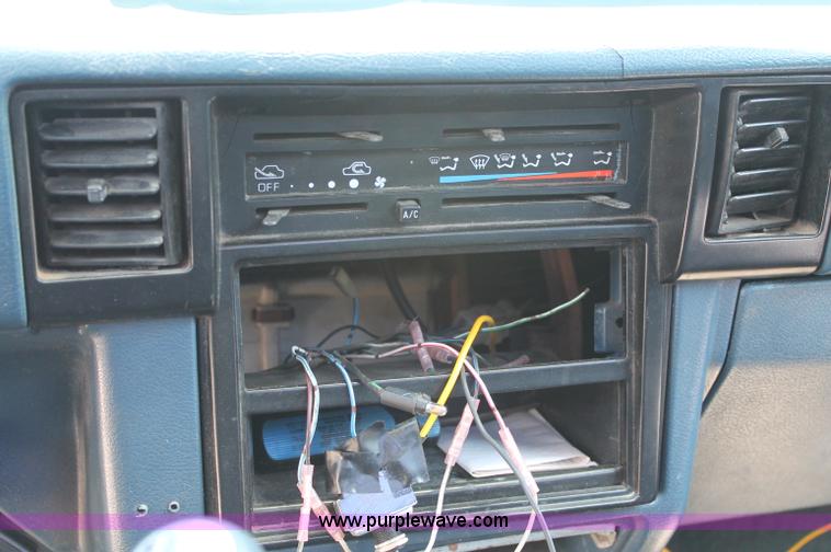 image for item C2565 1988 Dodge Ram 50 pickup truck