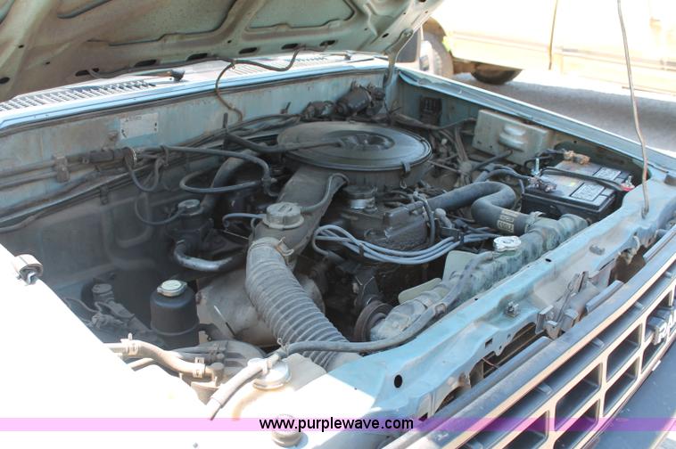 image for item C2565 1988 Dodge Ram 50 pickup truck