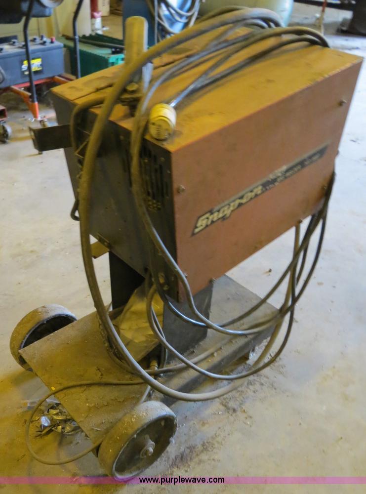 SnapOn MIG welder in Caney, KS Item C9713 sold Purple Wave