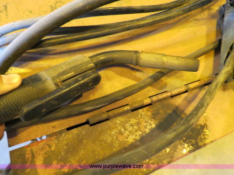 image for item C9713 Snap-On MIG welder